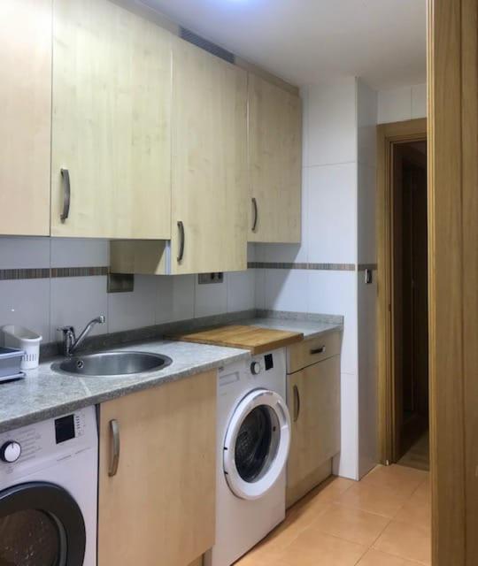 Apartamento Entero El Puente Onís Esterno foto